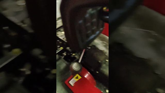 Болгарський розподільник на мінітракторі Shifeng SF 240. смотреть онлайн