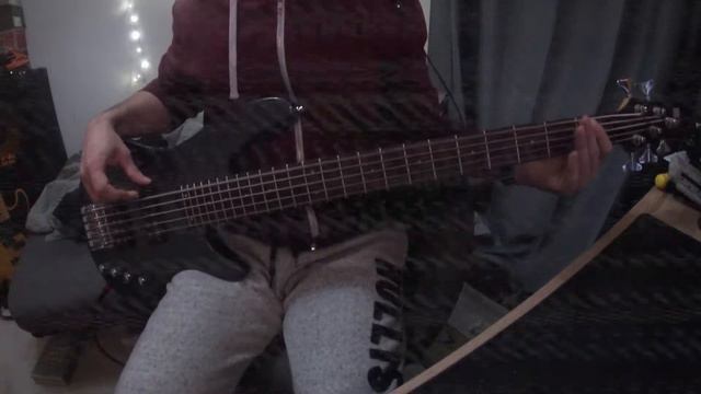 Paul Plays Bass - Korn - Here To Stay смотреть онлайн