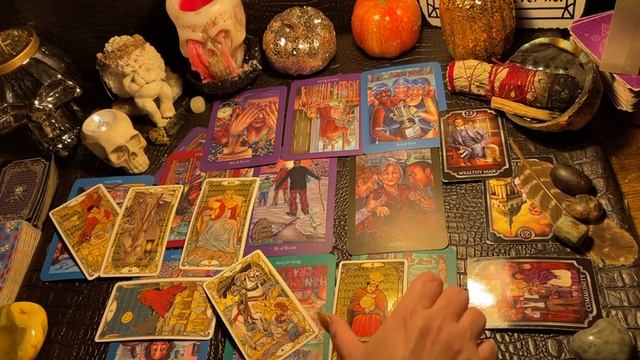CAPRICORN ♑️ “WHO IS THIS WEALTHY PERSON?” NEXT 48hrs TAROT & ORACLE READING, OCTOBER 2023 смотреть онлайн