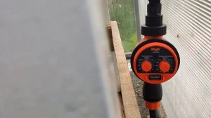 Установка капельного полива от емкости с таймером.