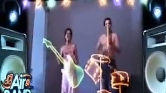 Kinect - Guitar Hero - Air Band смотреть онлайн