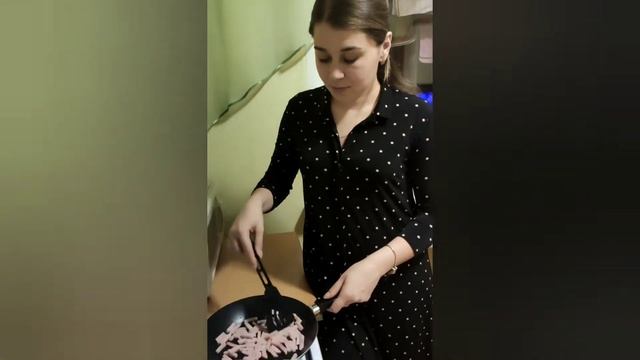 Мастер-класс по приготовлению омлета от повара детского сада №113 г. Чебоксары смотреть онлайн