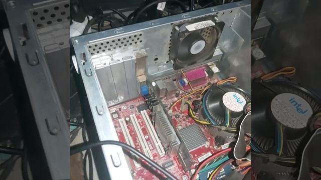 quais processadores eram usados nessa placa de vidro geforce4 mx 4000 ? смотреть онлайн