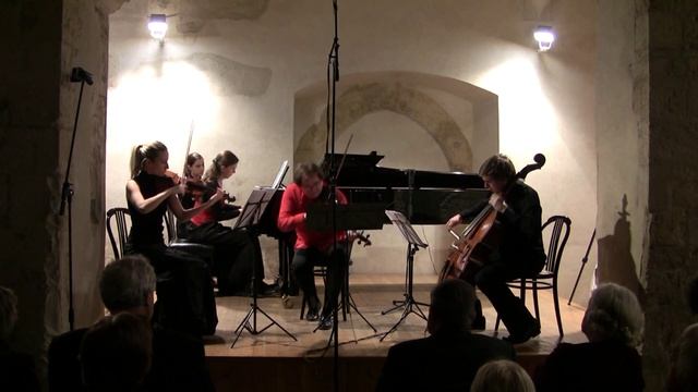 Robert Schumann - Piano Quartet in Eb, Op. 47 3rd mov - Pěchočová, Bačová, Verner, Jamník смотреть онлайн