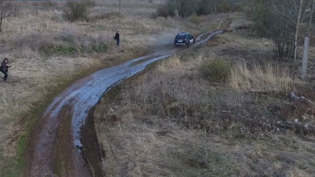Renault Duster testdrive from drone смотреть онлайн
