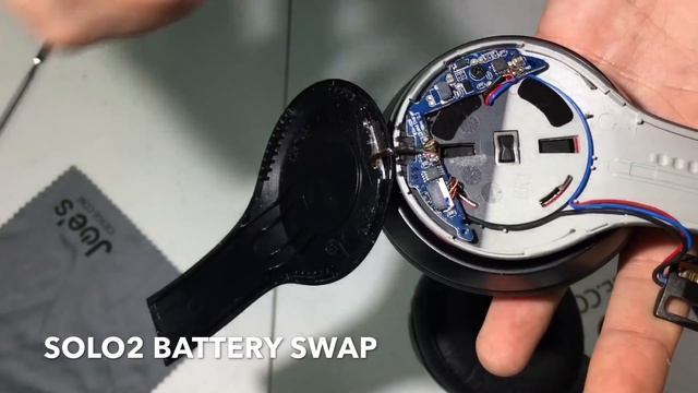 How to Replace Beats Solo 2 Wireless Battery Swap Repair Fix смотреть онлайн