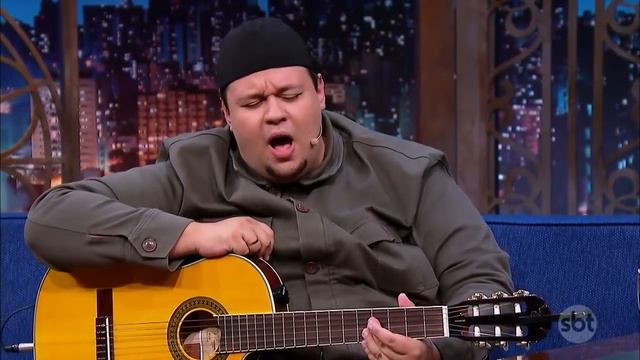 Rogerio Morgado imita cantores brasileiros | The Noite (01/06/17) смотреть онлайн