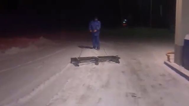 Пистолетчик развлекается :)))) смотреть онлайн