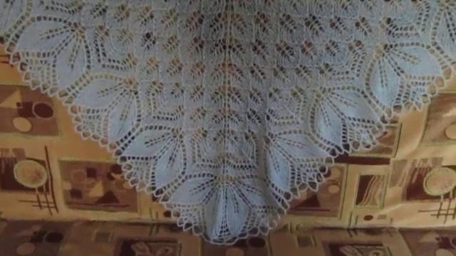 Бактус или платок по схеме шали Харуни смотреть онлайн