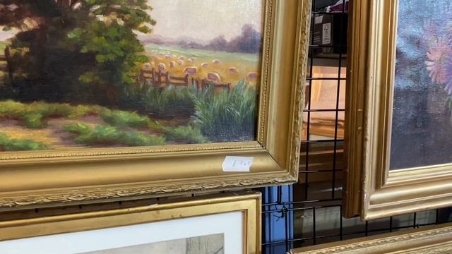 Барахолка PORTOBELLO ROAD MARKET LONDON Фарфор Статуэтки Картины Украшения смотреть онлайн