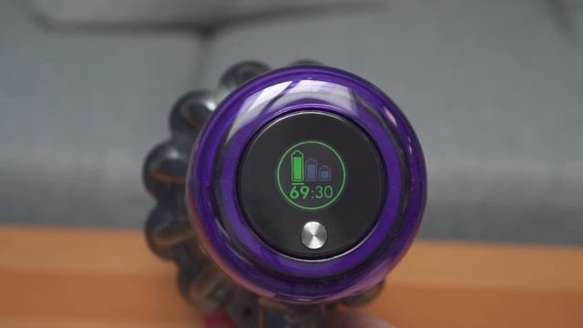 Dyson V11 Absolute VS Roborock H6: Akkustaubsauger Vergleich