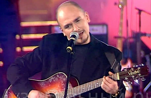 Эту песню вы и сейчас дослушаете до конца, так? Трофим - АЛЕВТИНА ? или ?