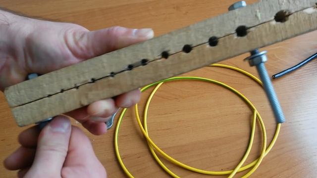 Изготовление станка для зачистки кабеля за пять минут. смотреть онлайн