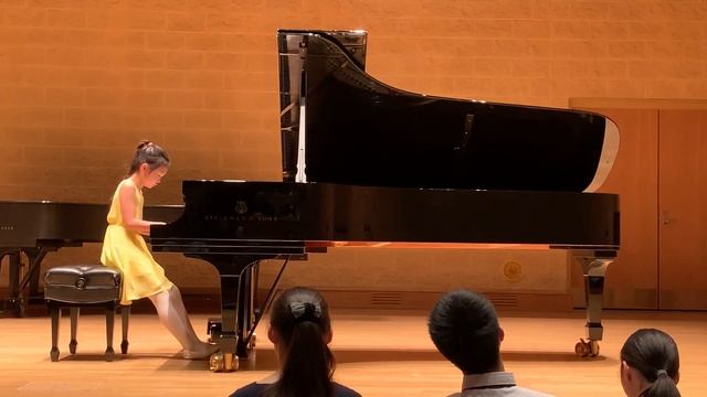 Chopin Mazurka Op 6 no 2 in C sharp minor смотреть онлайн