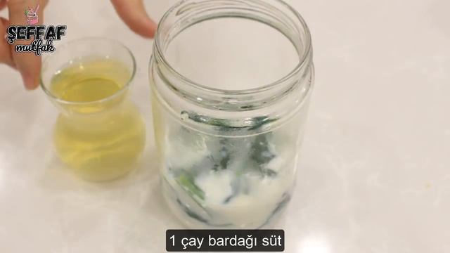 Bu Renkler Sizi Doyurur☺️ Meyveli Yeşil Pasta Beyaz Çikolatalı Kreması Ile Benzersiz👌🏻