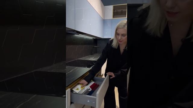 Тонкая столешница или толстая? Ручка GOLA или интегрированная? ?Разберем на примере смотреть онлайн