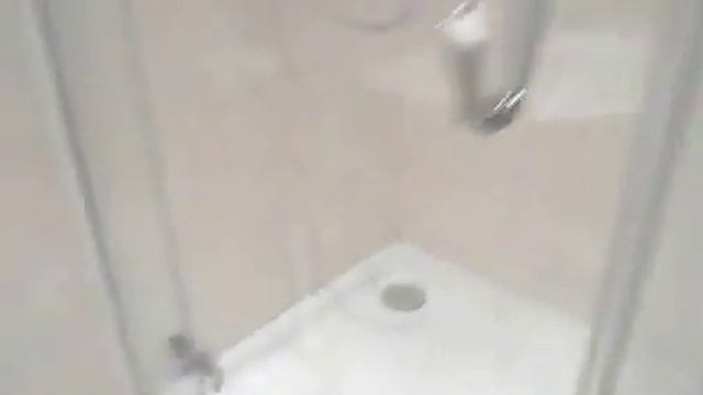 Сантехника.Работа душевого уголка, с насосом сололифт смотреть онлайн
