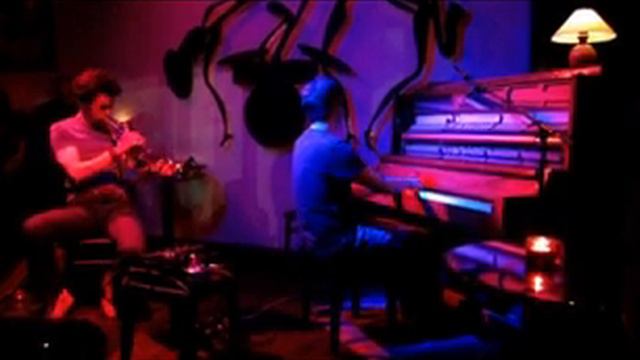 Polyzogopoulos & Manesis at Duende Jazz Bar .avi смотреть онлайн