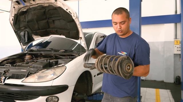 TROCA DO AMORTECEDOR DIANTEIRO | PEUGEOT 206 смотреть онлайн