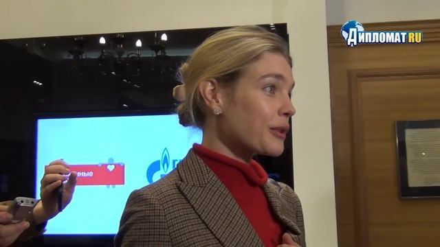 Наталья Водянова - о своей сестре Оксане смотреть онлайн