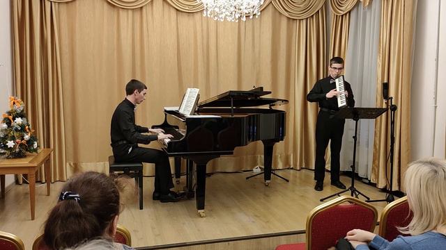 G. Donizetti - "Una furtiva lagrima" from "L'elisir d'amore" (melodica and piano) смотреть онлайн