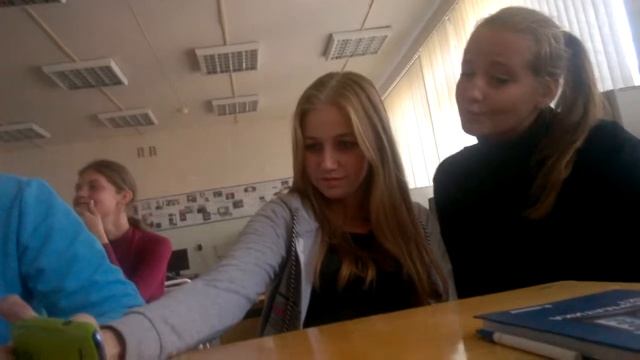 Как правильно фотографироваться Урок №2 В Главных Ролях Лиза и Оля смотреть онлайн