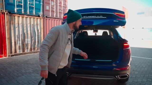 Geely Tugella incələdik | Porsche Macan la DRAG yarışı смотреть онлайн