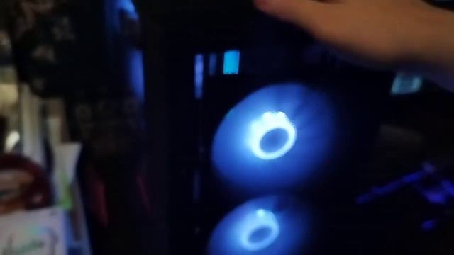 Обзор Рабочего стола в Live фомате.Ноунейм Ютубера смотреть онлайн