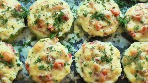 КАБАЧКИ С КУРИНЫМ ФАРШЕМ , помидором, под СЫРОМ!!!Ооочень ВКУСНО!!!Фаршированные кабачки!!!