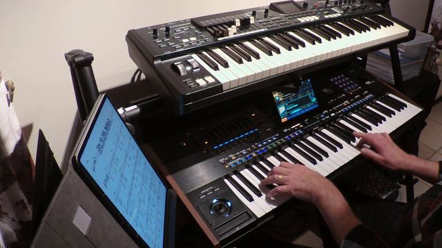 Joy to the world - Korg Pa5X cover смотреть онлайн