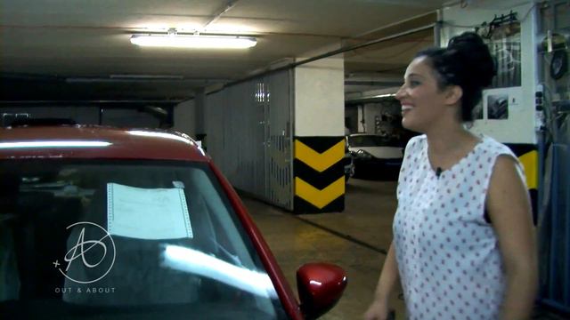 Out and About : Amber and Audi Carwash (S01E18) смотреть онлайн