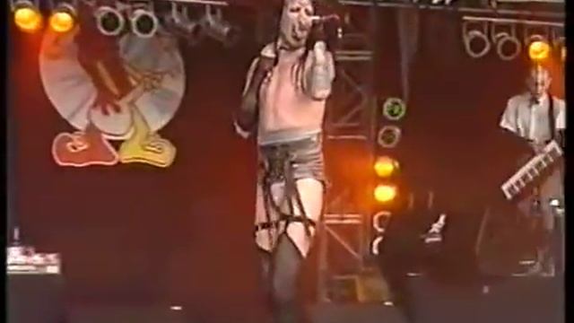Marilyn Manson - Sweet Dreams Live At Bizarre Festival смотреть онлайн