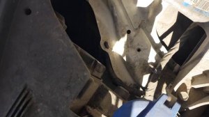 Замена Лампы Ближнего Света KIA Cerato