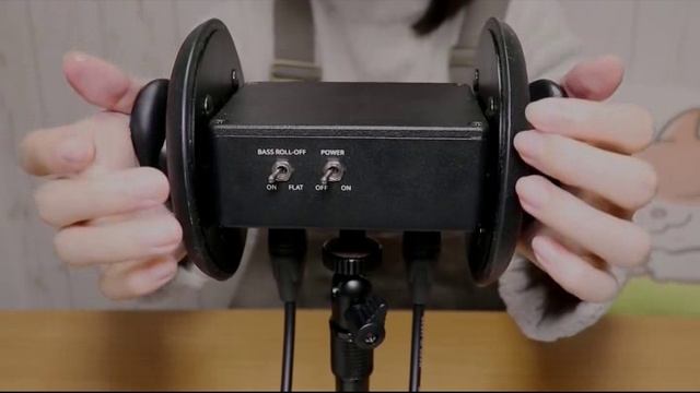 [ASMR] Ear Massage, Tapping, Rubbing & Cupping _ No Talking _ 3Dio Free Space Pro II