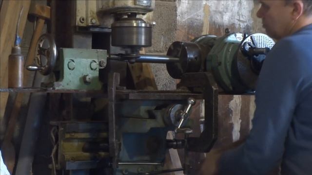 Режем шлицы на вал коробки передач смотреть онлайн