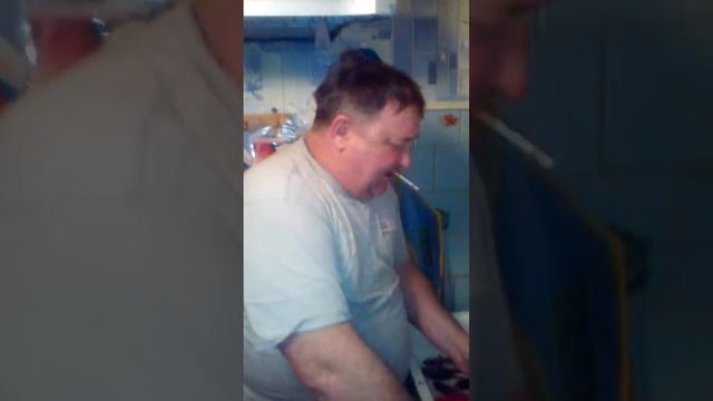 Совет Рыбакам! Как чистить рыбу! Поймал сам,сам и почистил! смотреть онлайн