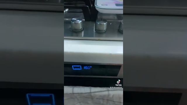 Неймовірно ніжний і смачний меренговий рулет з лимонним курдом смотреть онлайн