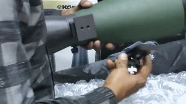 powerful konus 100 mm spotting scope ,20-60 zoom ,Tripod , mobile phone adaptor , SLR camera adapte смотреть онлайн