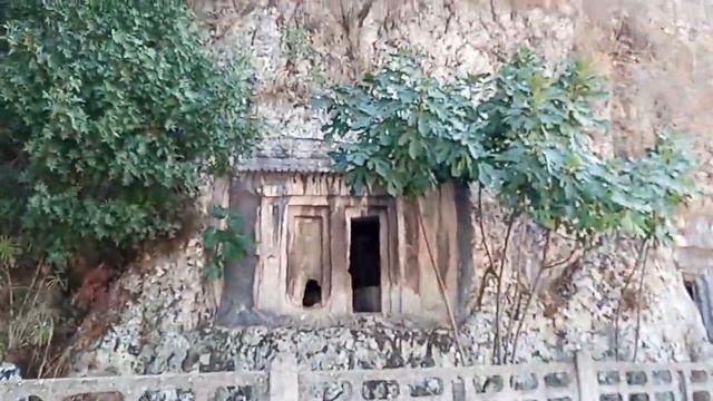 trip from Kaya to Amintas Kral Mezarlari (Ancient City of Telmessos) in Fethiye Turkey at 06.10.202 смотреть онлайн