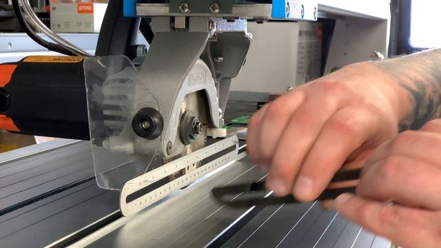 WANDELI. Wyszczerbienie płytek przy cięciu oraz cięcie łukiem. Filmik instruktażowy смотреть онлайн