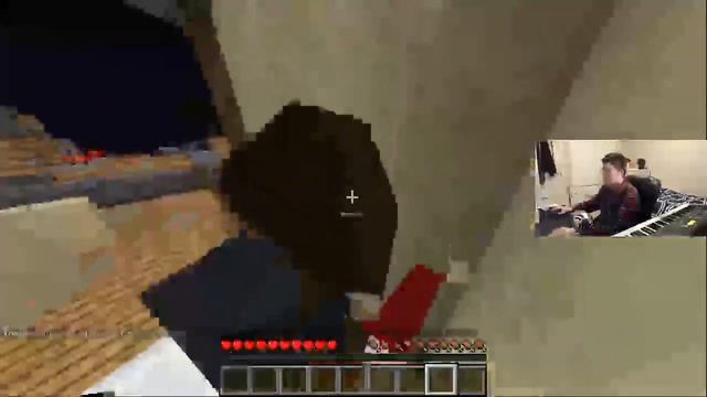 a normal and unsuspicious twitch trailer смотреть онлайн