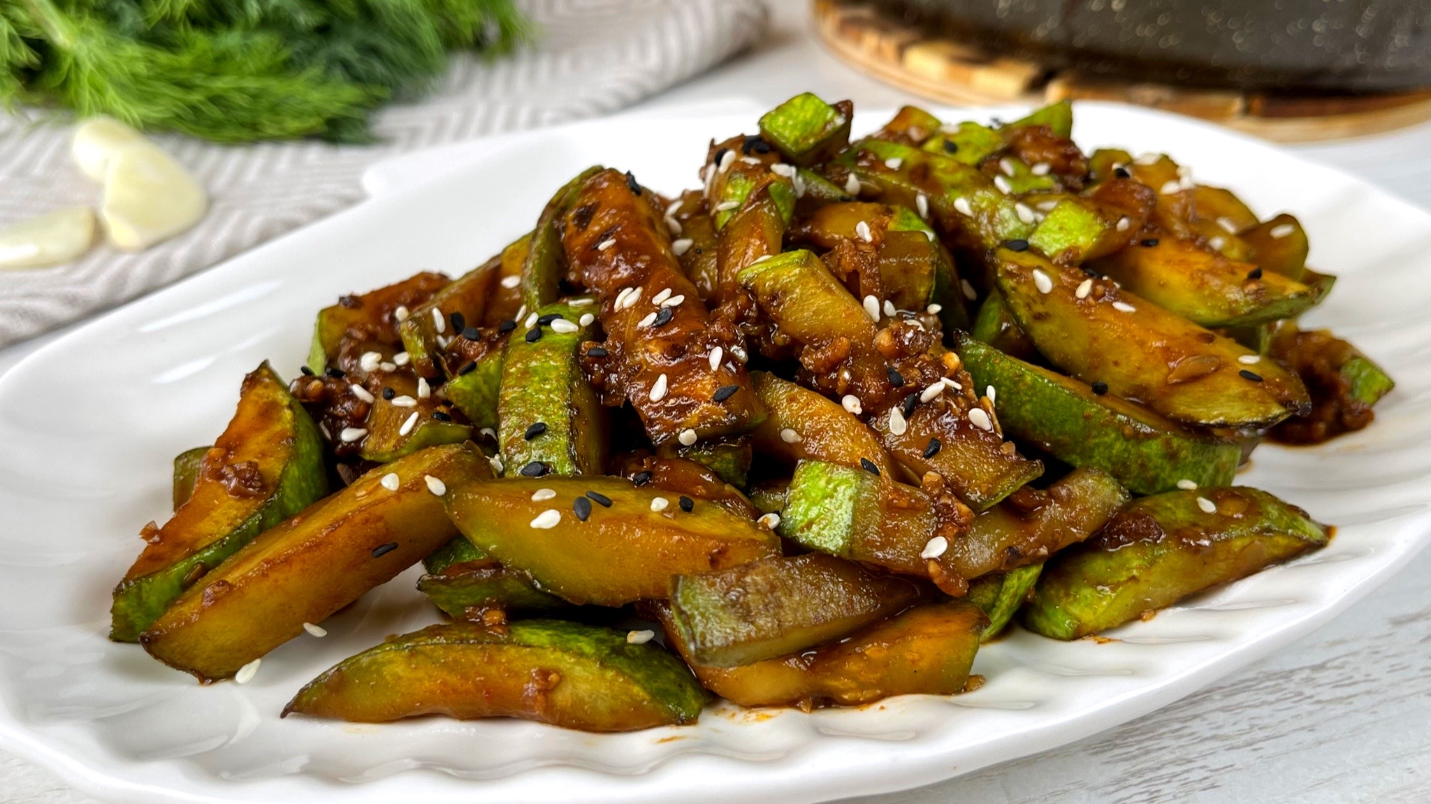 Такие КАБАЧКИ Вы еще не ели! А мы едим ложками! Очень Вкусная закуска из КАБАЧКОВ "Десятиминутка" смотреть онлайн