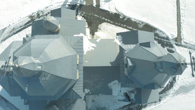Церква у місті Зіньків з квадрокоптера смотреть онлайн
