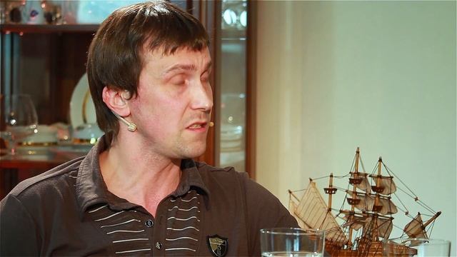 Оладьи с черникой и мороженым, гость Сергей Убогов смотреть онлайн