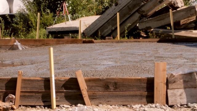 КАК СДЕЛАТЬ ИДЕАЛЬНО РОВНЫЙ ПОЛ В ГАРАЖЕ смотреть онлайн