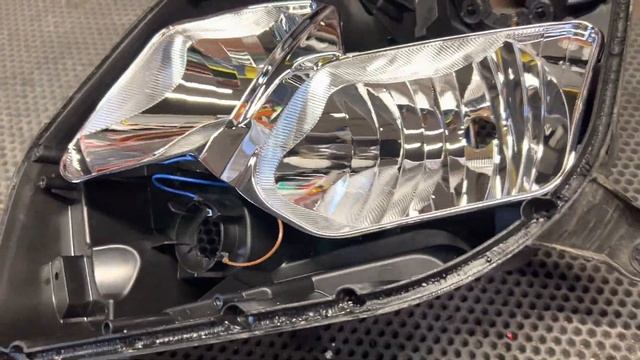 Разбор фар Renault Duster - установил светодиодные линзы 3 дюйма в рефлекторную оптику. До/ После смотреть онлайн