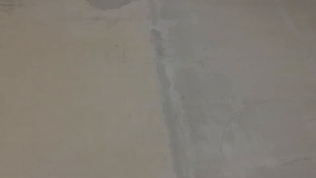 Как заделывать штробы от маяков! Как правильно заделывать штробы! Заделка штроб электропроводки! смотреть онлайн