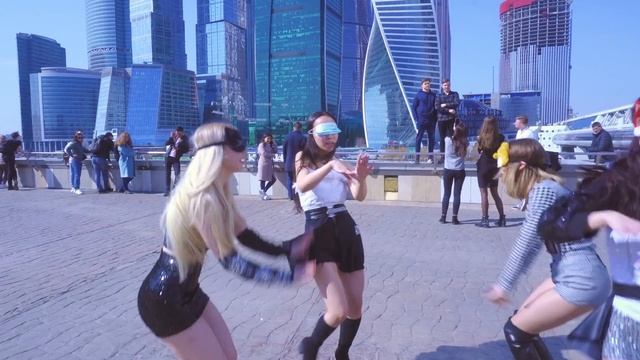 [BLINDFOLD CHALLENGE] [KPOP IN PUBLIC] BLACKPINK - 'PRETTY SAVAGE' Dance cover by JEWEL RUSSIA смотреть онлайн