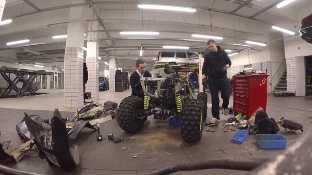 Renegade XXC engine out in 1 min смотреть онлайн