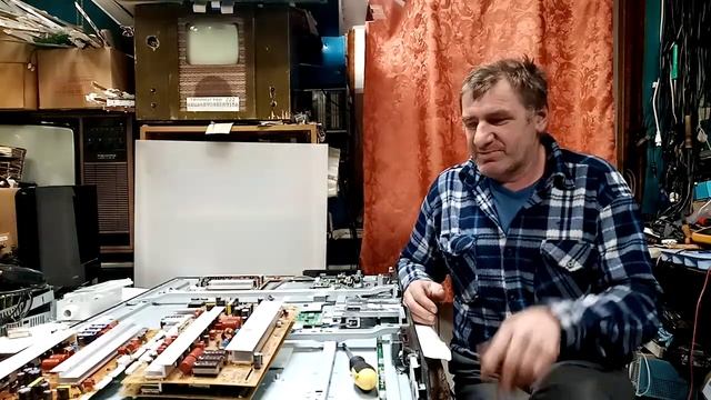 Телевизор плазменый LG 50PA4510 ремонт. смотреть онлайн